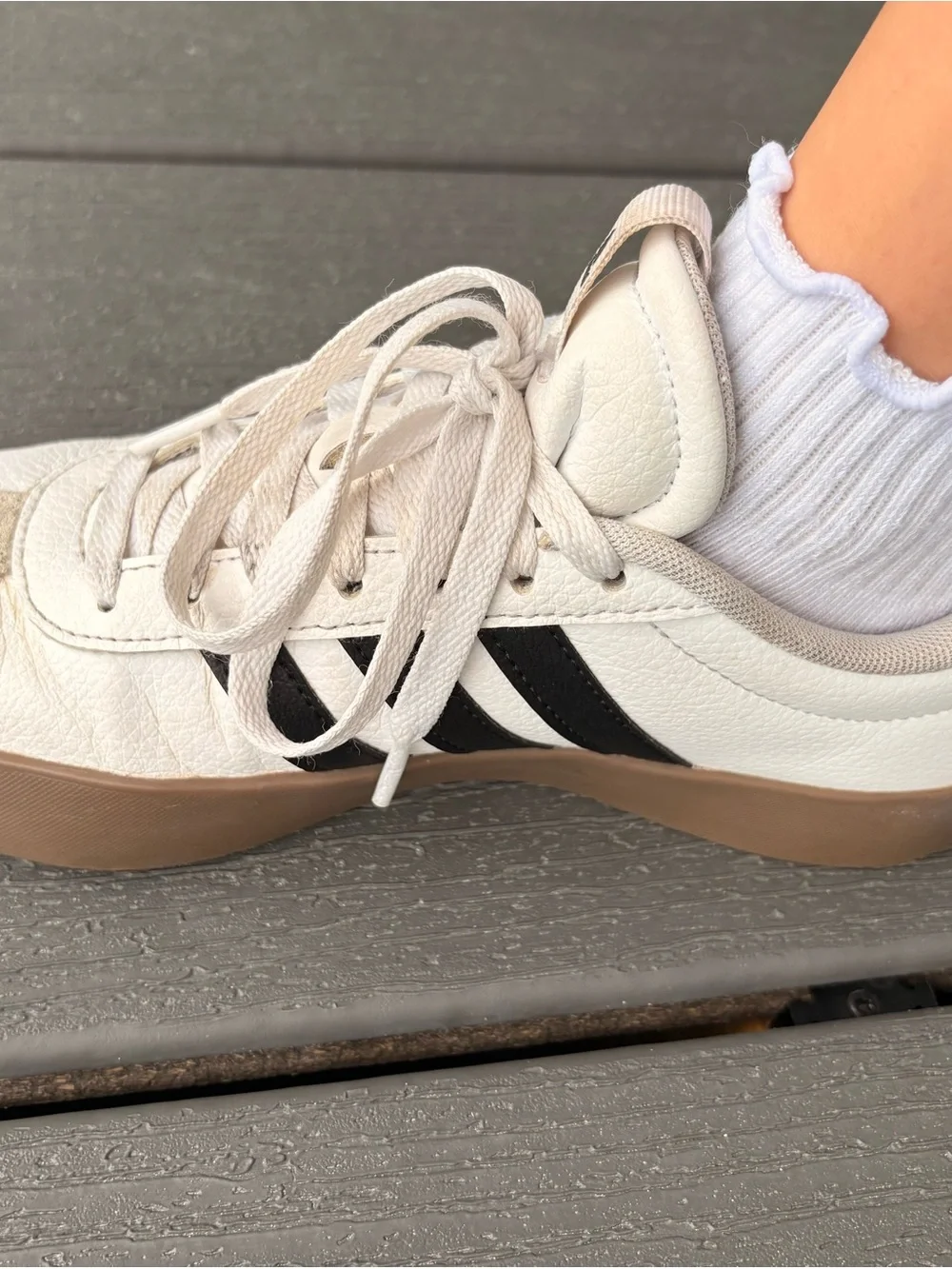 adidas classic sneaker